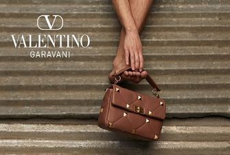 Реклама сумки Valentino вызвала скандал