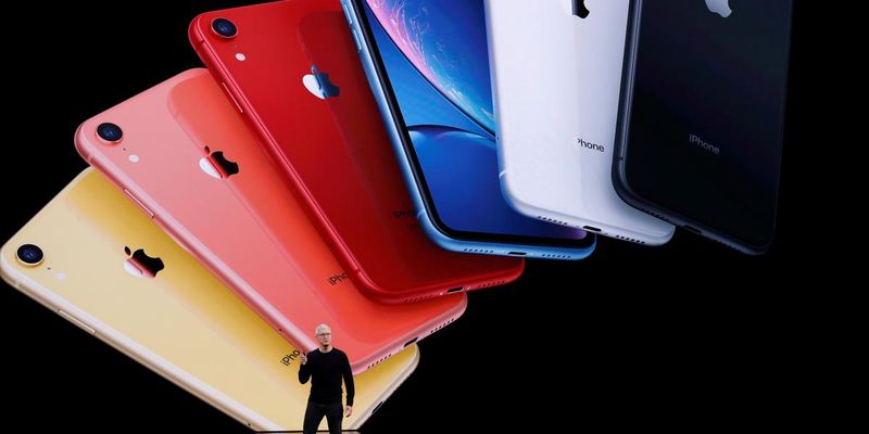 Apple похвалилася рекордною виручкою завдяки зростанню попиту на iPhone
