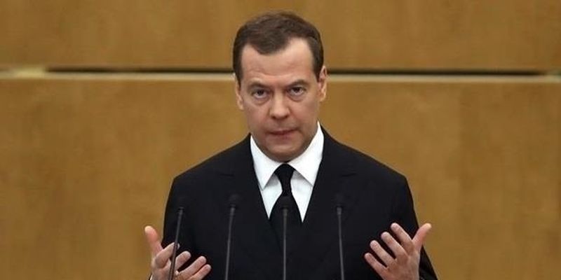 Медведєв заявив, що “загроза ядерного конфлікту зростає”