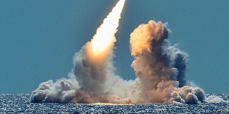 Тысячи снарядов в боевой готовности: мир предупредили о жуткой ядерной катастрофе