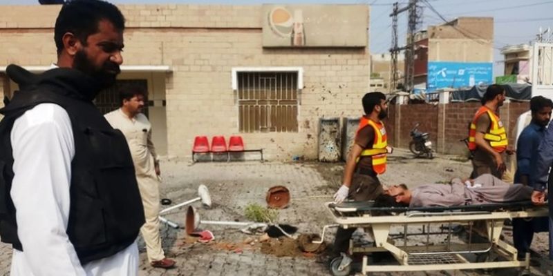 Стрельба со взрывом в Пакистане унесла жизни девяти человек