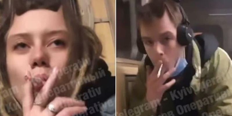 В метро Киева подростки курили во время поездки