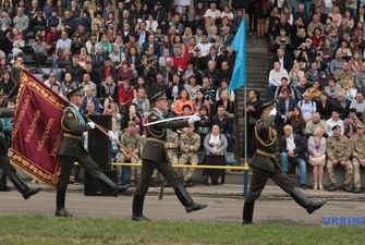 Почти 400 будущих офицеров запаса приняли военную присягу в Киеве