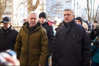 Верховный комиссар ООН по делам беженцев побывал в самом разрушенном районе Харькова
