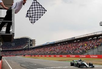 Формула-1 понесет грандиозные убытки из-за переноса Гран-при Китая