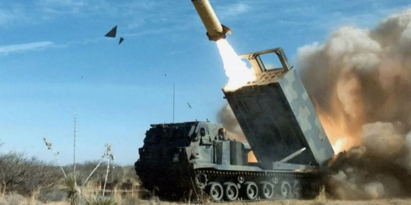 Стало известно, готовы ли США передать Украине дальнобойные ракеты ATACMS