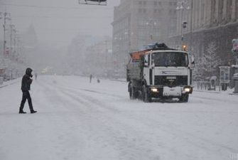 Цієї ночі рух вантажівок по Києву можуть заборони: у чому причина