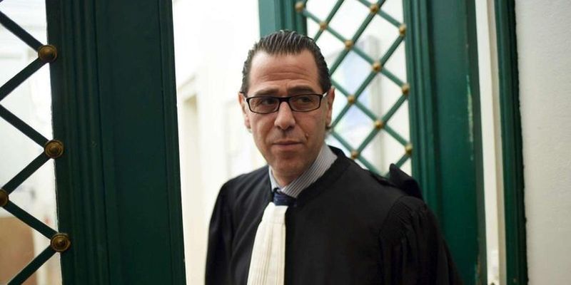 "Закрытие украинскими властями телеканалов является незаконным и не соответствует нормам демократического общества" - французский юрист