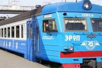 Укрзализныця запускает дополнительные поезда к новогодним праздникам