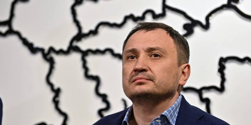 Завладение землей на 290 млн: украинскому министру сообщили о подозрении