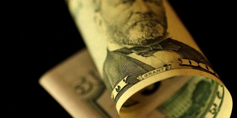 НБУ зазначив зростання попиту на валюту на міжбанку