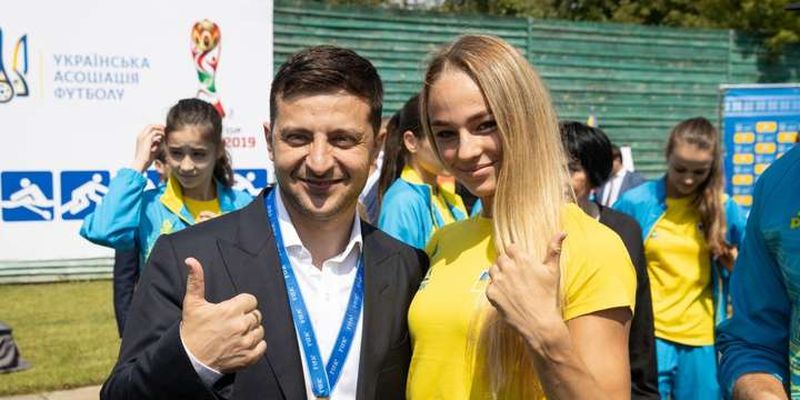 Зеленский встретился с украинскими спортсменами и пообещал им увеличение стипендий