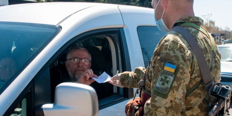 Украинцам, получившим бронирование от мобилизации, разрешат выезжать в заграничные командировки, – министр экономики Юлия Свириденко