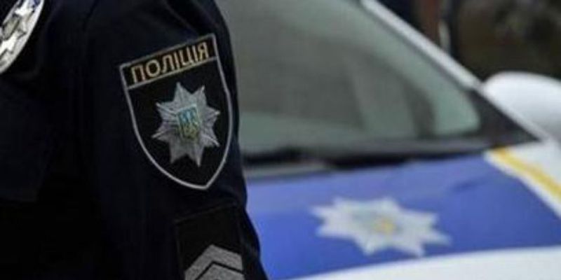В Киеве пьяный водитель "влетел" в оформляющих ДТП патрульных