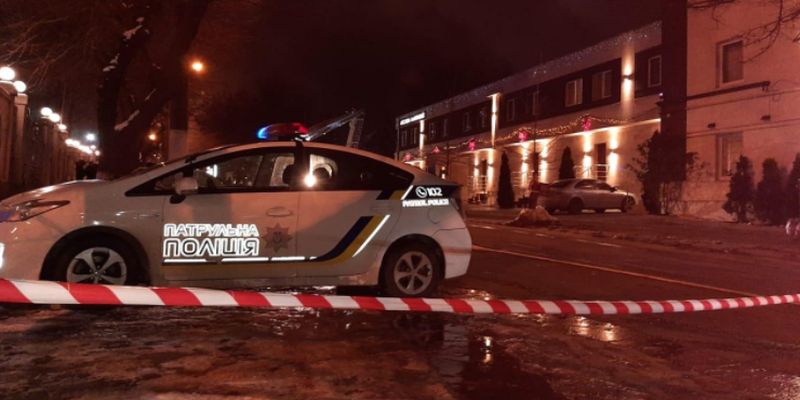 Масштабный пожар в одесском отеле: в полиции рассказали подробности