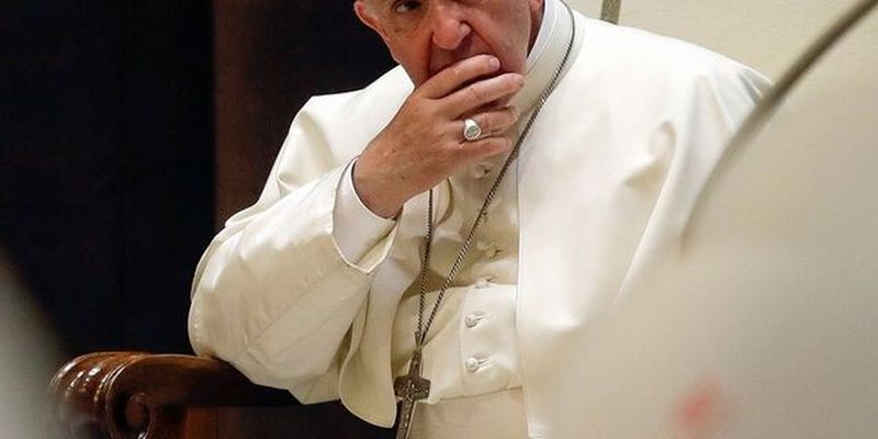 Папа Римский обратился к верующим из-за коронавируса: что сказал