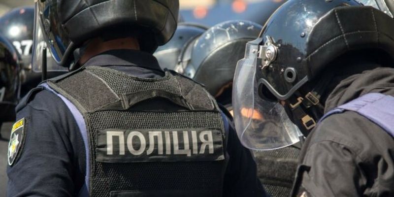 На Львівщині правоохоронці затримали податківця на хабарі за покриття «тіньової праці»