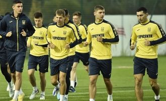 В первой тренировке в Кракове приняли участие 23 игрока сборной Украины