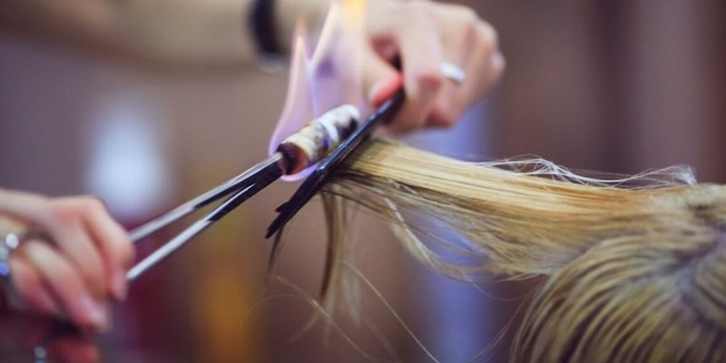 «Пирофорез давно «прижился» в Европе»: Стрижка огнем укрепляет волосы