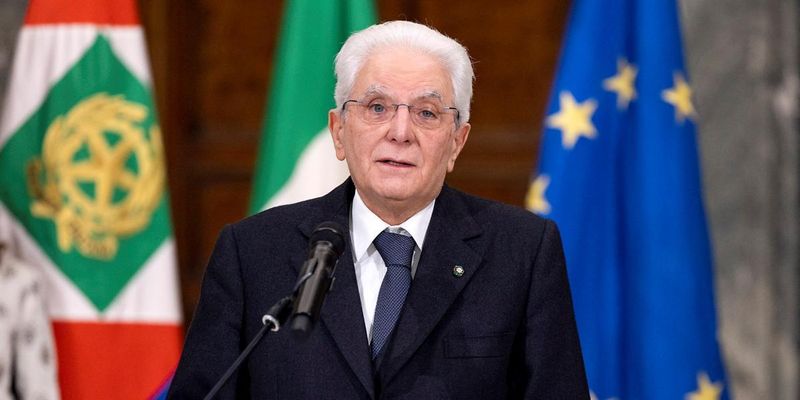 80-летнего президента Италии переизбрали на второй срок, хотя он хотел пенсию