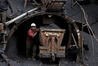 Україна суттєво скоротила видобуток вугілля