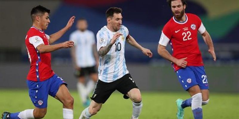 Аргентина стартовала на Копа Америка с ничьей против Чили