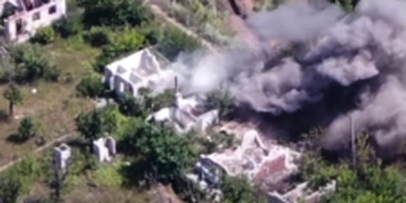 Группа К-2 уничтожила огневые точки боевиков на Донбассе — видео 18+