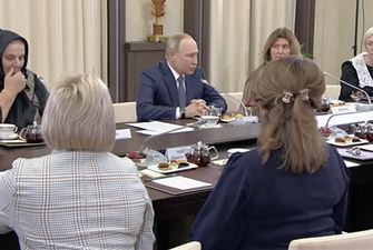 Зустріч Путіна із матерями військових виявилася фейком. ЗМІ дізналися, ким насправді є жінки