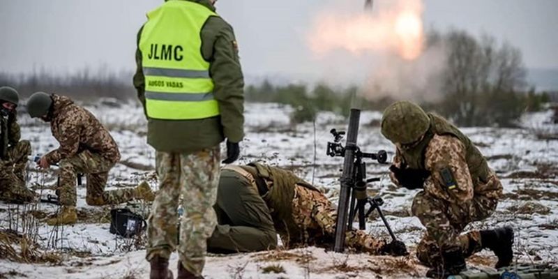 Підготовлені у Литві українські мінометники повертаються на поле бою