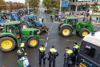 Протест на тракторах: тисячі фермерів паралізували вулиці Гааги – фото, відео