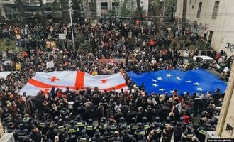 По заветам Януковича: почему Грузия отворачивается от Европы/Грузинская власть, желая принять закон об иноагентах, продемонстрировала всем свою пророссийскость
