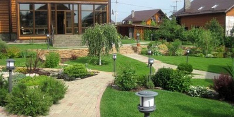 Обустройство сада или территории у дома собственноручно: эксперты назвали необходимые товары и их стоимость