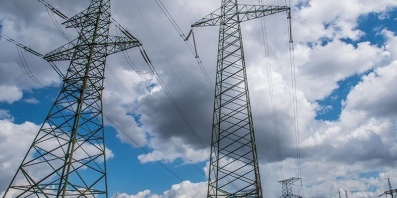 Кабмин отстрочил повышение тарифов на электроэнергию для населения