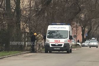 В Одессе вручали повестки на машинах "скорой": военкомат заявил, что "закон не запрещает"