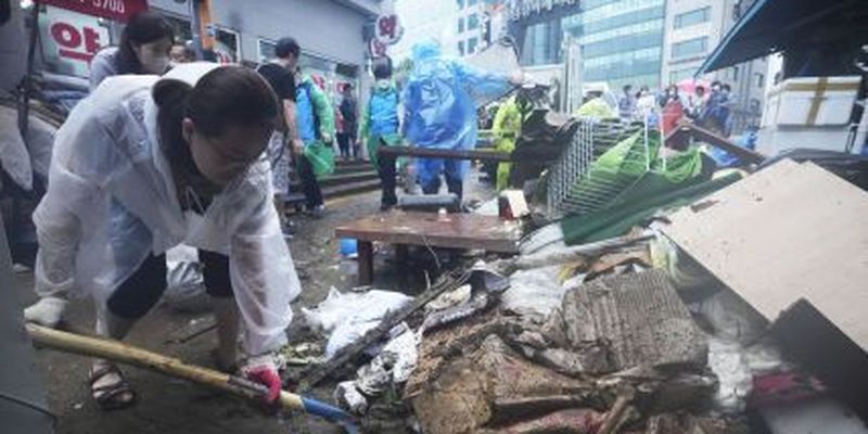 Столица Южной Кореи ушла под воду: фото и видео последствий потопа