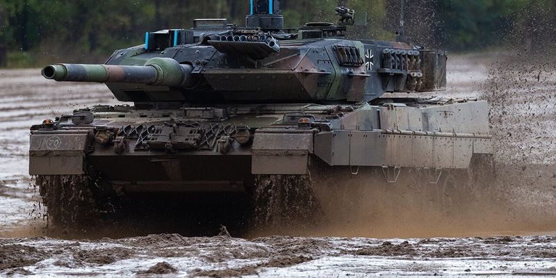 "Их много в Европе": в США заявили, что Украине сперва поставят Leopard, а затем Abrams