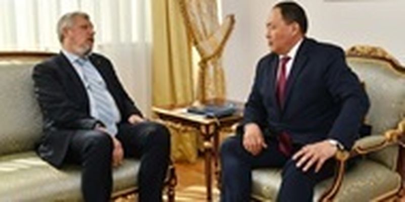 Зеленский уволил посла в Казахстане