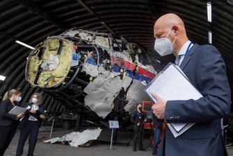 Семьи жертв рейса MH17 обвинили Россию во лжи