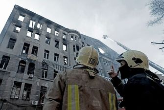 Пожар в одесском колледже: что произошло в ночь на 6 декабря. Фото