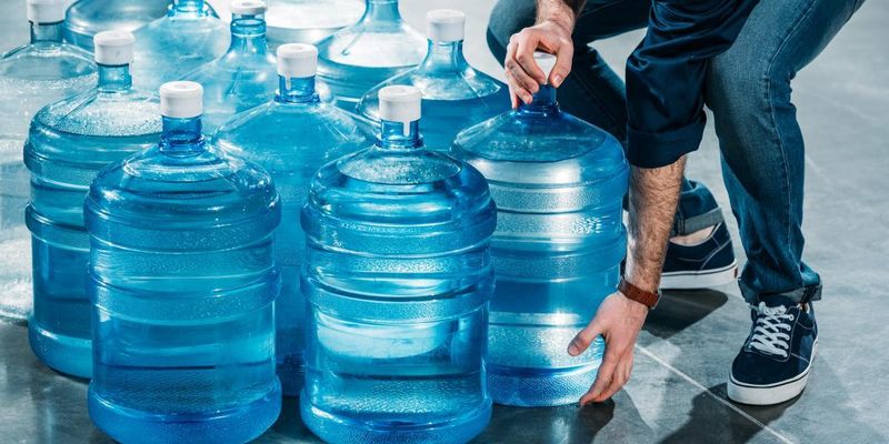 Украинцев предупредили об угрозе дефицита питьевой воды: к 2050 году ее придется импортировать