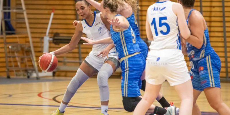 Баскетбол: украинка помогла «Ньону» сравнять счет финальной серии в Швейцарии