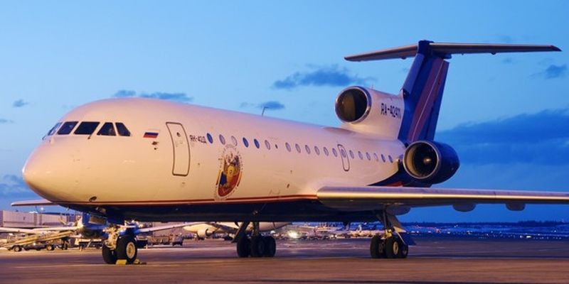 ЧП с пассажирским самолетом в России: у лайнера в воздухе отказал двигатель