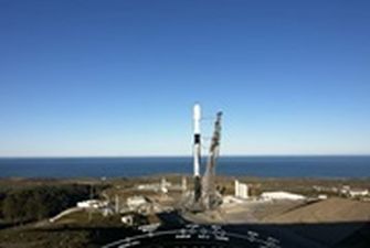 Компания Илона Маска вывела на орбиту 49 спутников Starlink