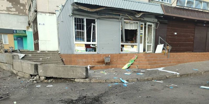Снаряды попали в продуктовый магазин: в Бериславе во время обстрела оккупантов погибли два человека, еще трое ранены. Фото
