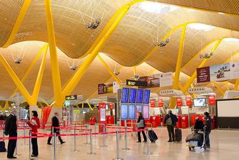 Испания будет пускать в терминалы аэропортов провожающих и встречающих