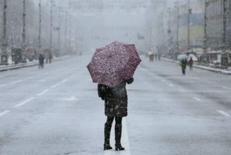Мокрый снег и плюсовая температура: какой будет погода завтра в Украине
