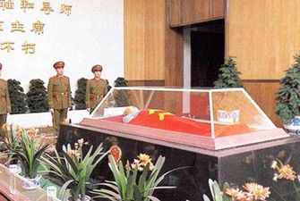 Росіяни допоможуть В’єтнаму доглядати за забальзамованим тілом Хо Ші Міна