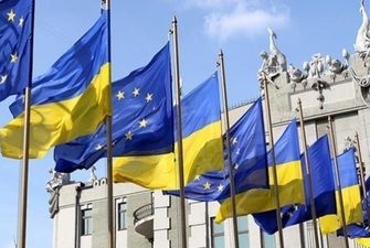 Украину впервые пригласили на встречу Центральноевропейской пятерки