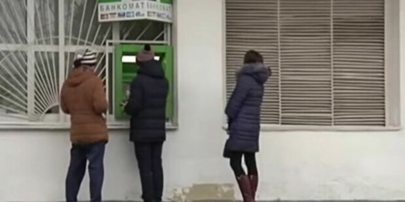 У ПриватБанку докладно розповіли про невиплачені кредити українців: що робитимуть із боржниками