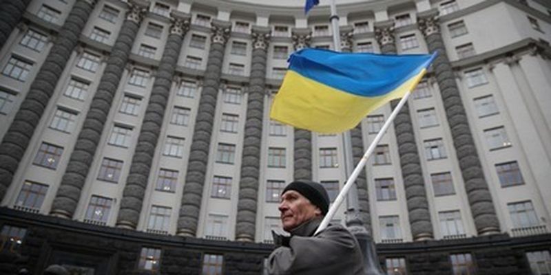 Помочь Путину: как украинские "профессионалы" ведут Украину к кризису/Проблемы могут начаться после ввода в строй "Северного потока-2"